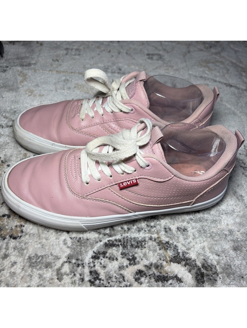 Levi’s Sneakers Leather Salmon 8.5 M Women Lace Up Shoes Pink Retro Vibes
